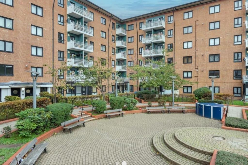 Bright, Nice Interior, Close To The City, 2 Bedroom Apartment London Exteriör bild